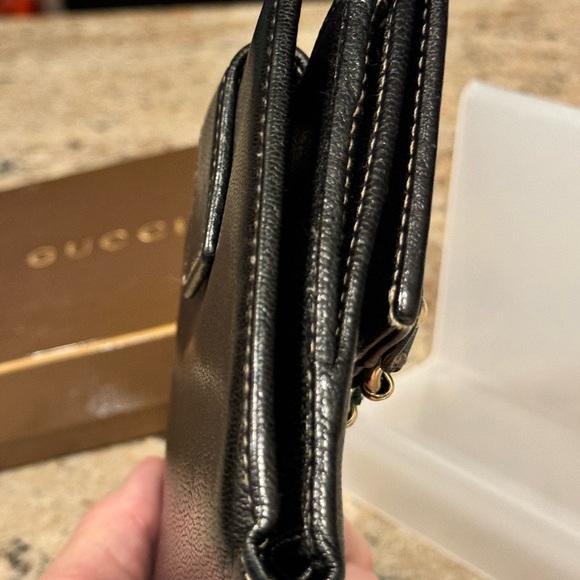 Vintage Gucci Compact Black Wallet - Full Inclusion - Picture 11 of 14